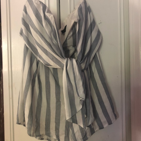 Adorable trendy strapless romper - blue and white - Picture 3 of 4